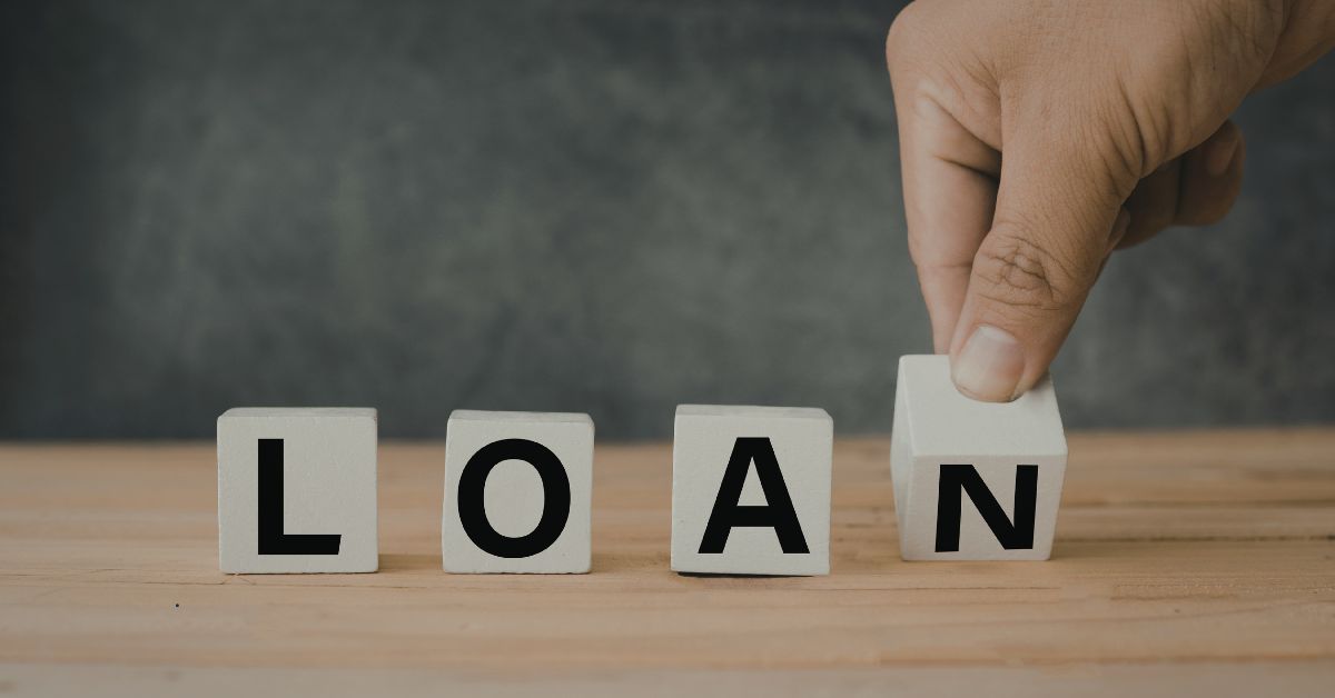 types of student loans available in the UK